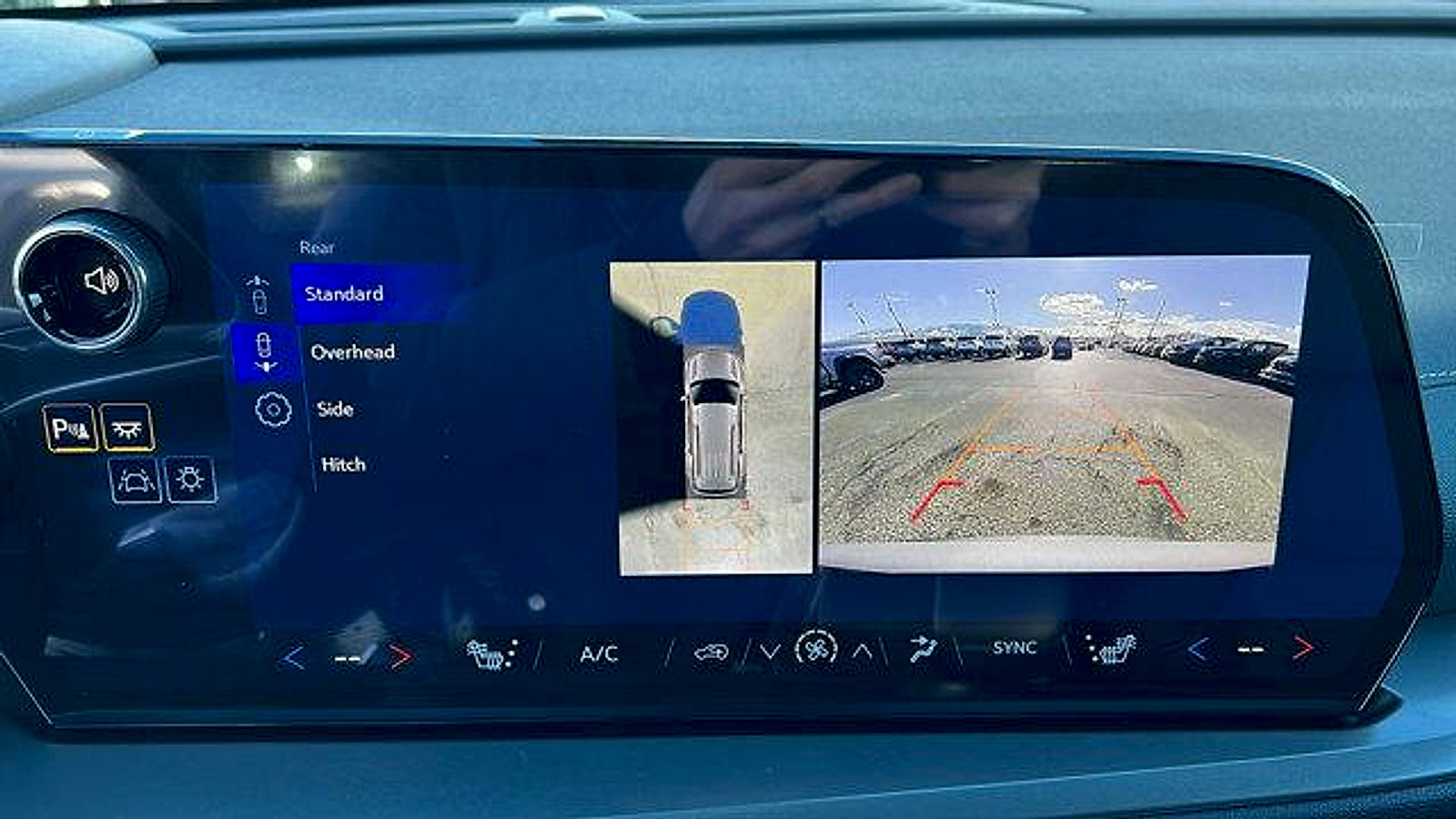 New 2026 Chevrolet Traverse LT w/ Midnight/Sport Edition image 24