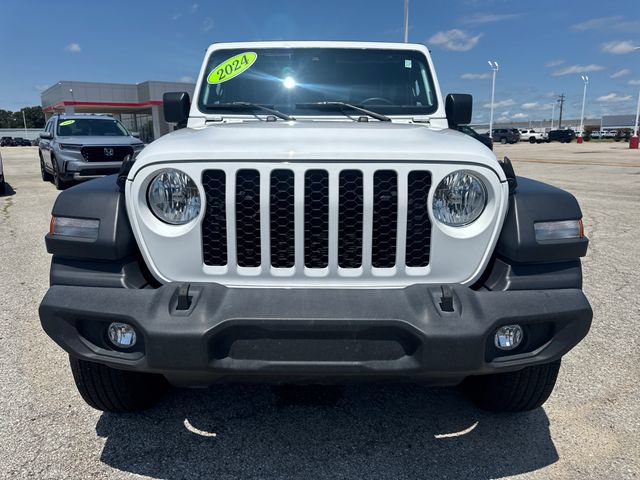 Used 2024 Jeep Wrangler Sport AWD/4WD image 9