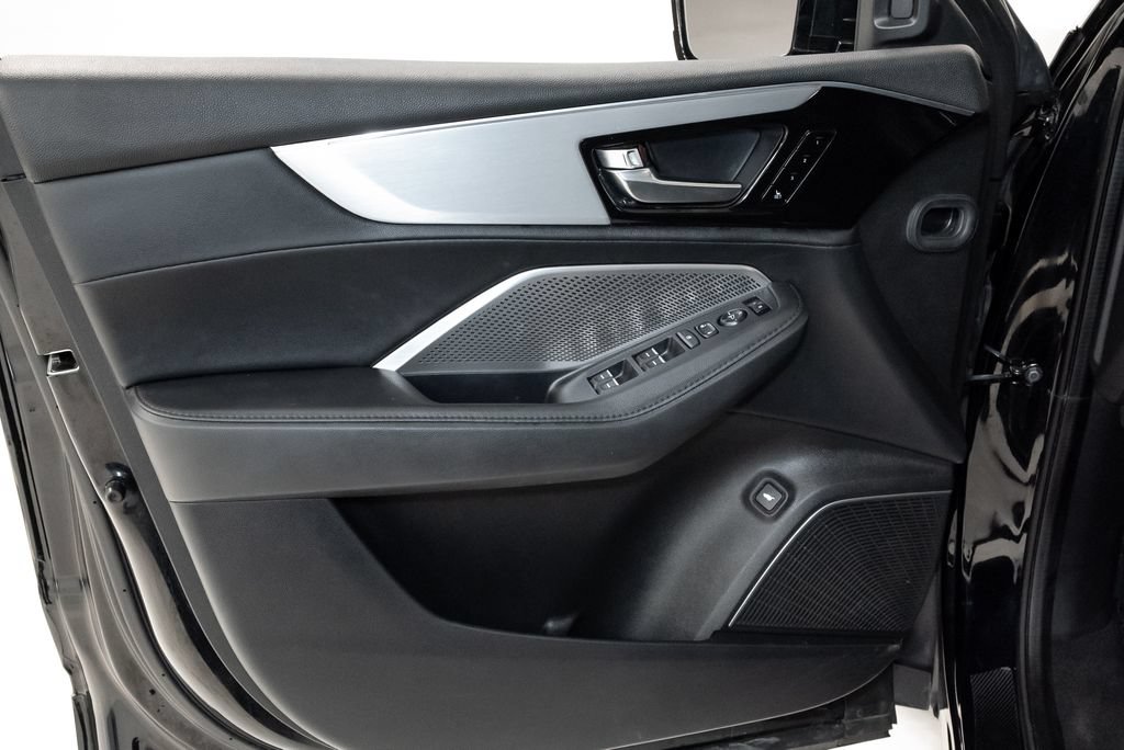 Used 2024 Acura MDX SH-AWD image 9
