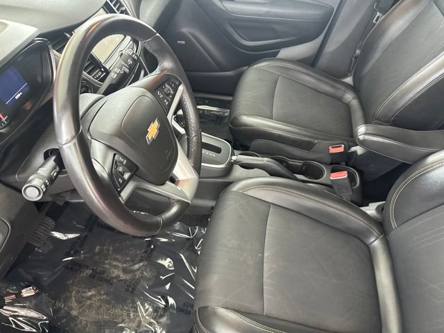 Used 2018 Chevrolet Trax LT w/ Sun & Sound Package AWD/4WD image 20