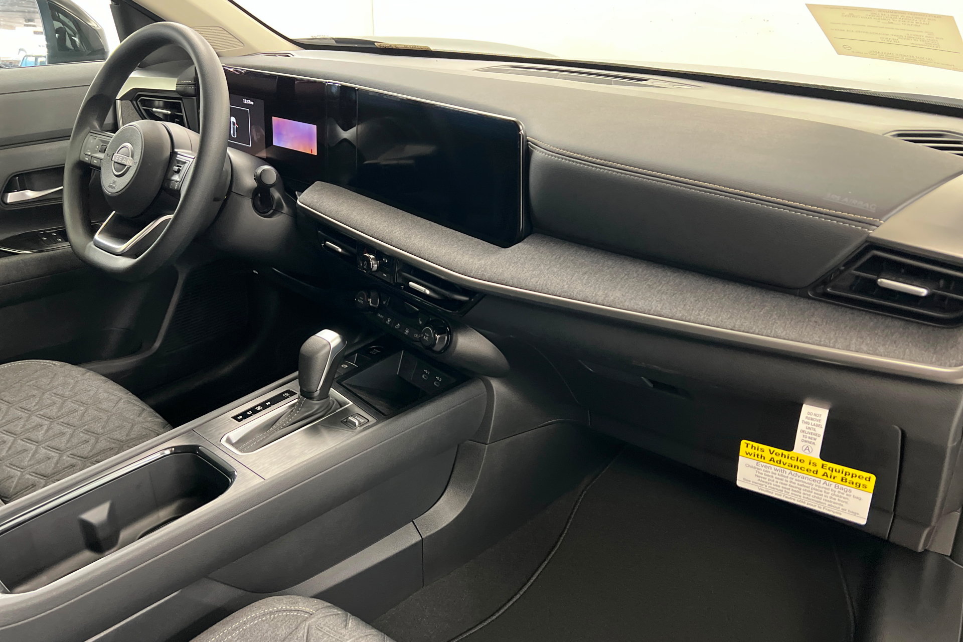 New 2026 Nissan Kicks SV w/ Cold Weather Package FWD image 24