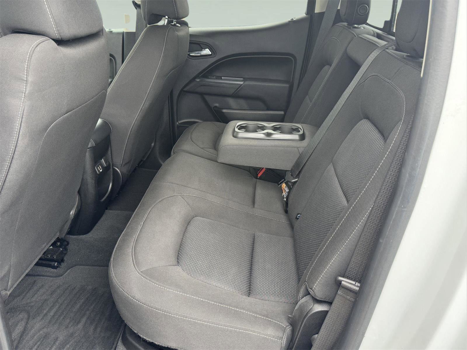 Used 2021 Chevrolet Colorado LT w/ LT Convenience Package image 14