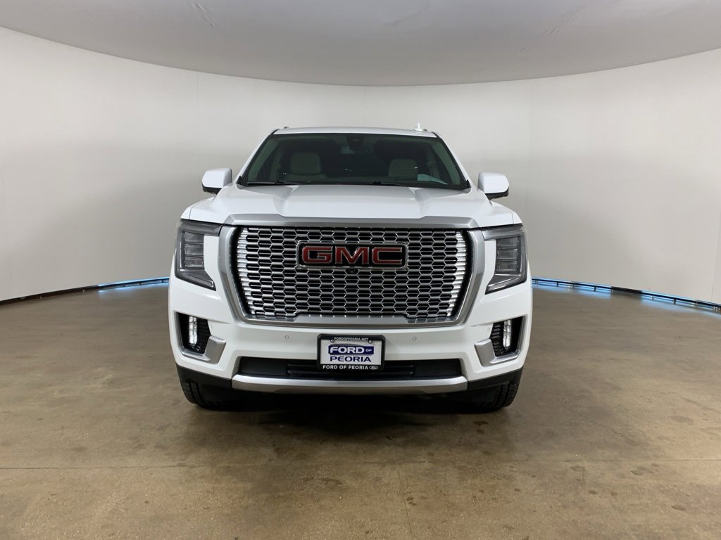 Used 2022 GMC Yukon XL Denali image 2