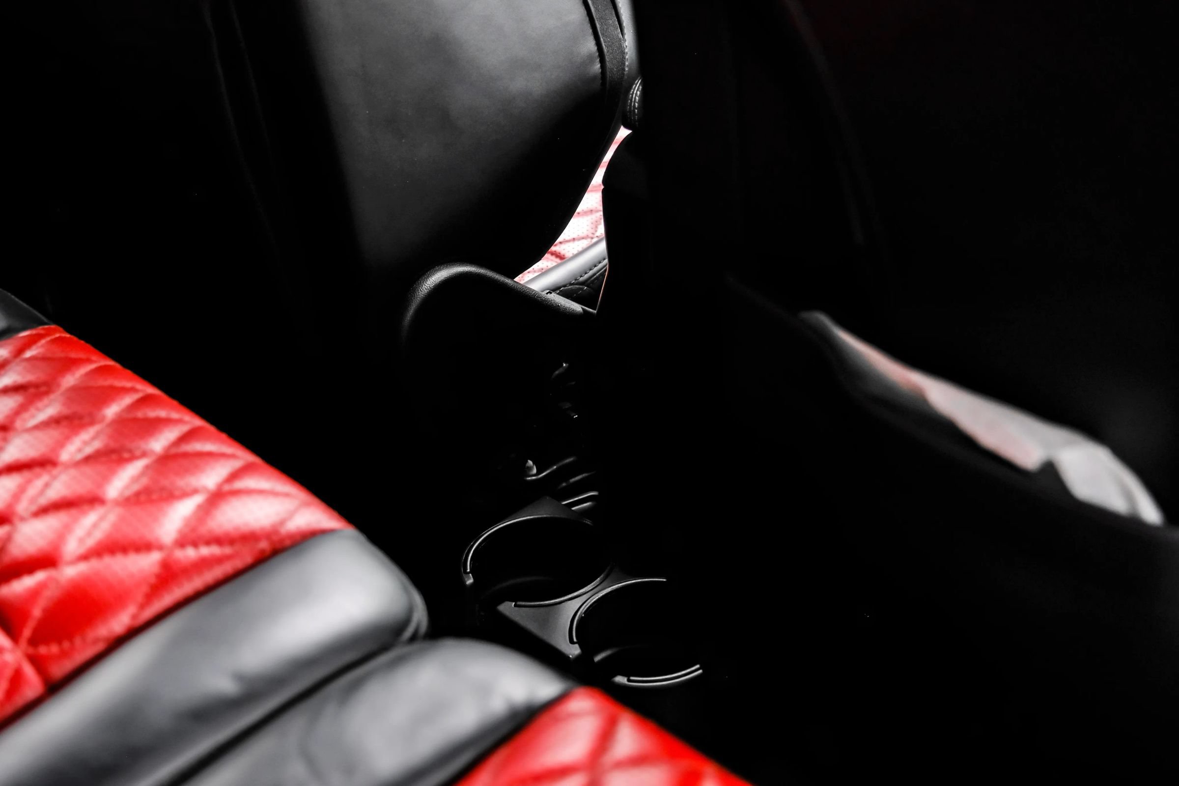Used 2015 Mercedes-Benz G 63 AMG 4MATIC w/ PA6 Package image 39
