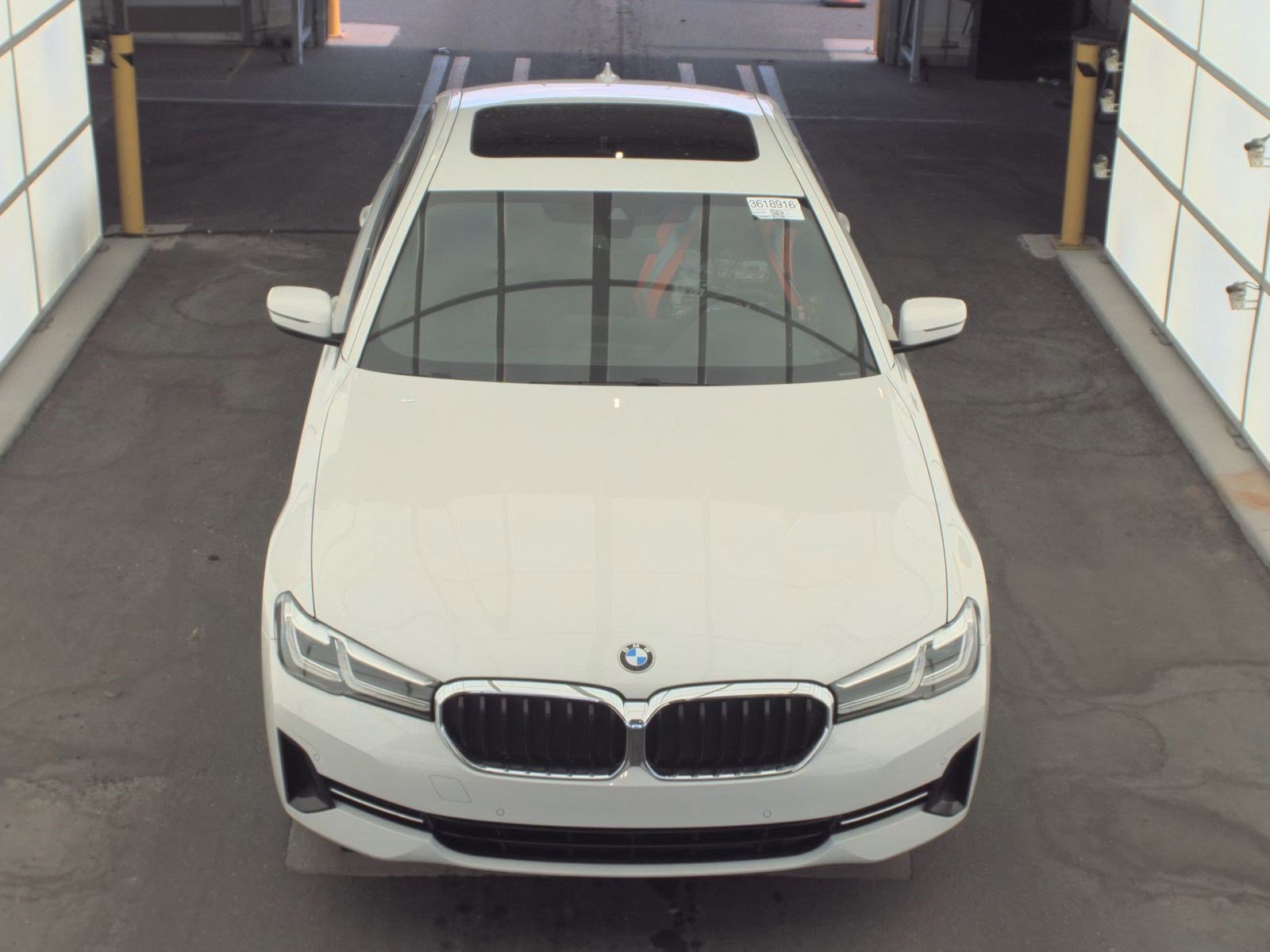 Used 2021 BMW 540i w/ Convenience Package RWD image 2