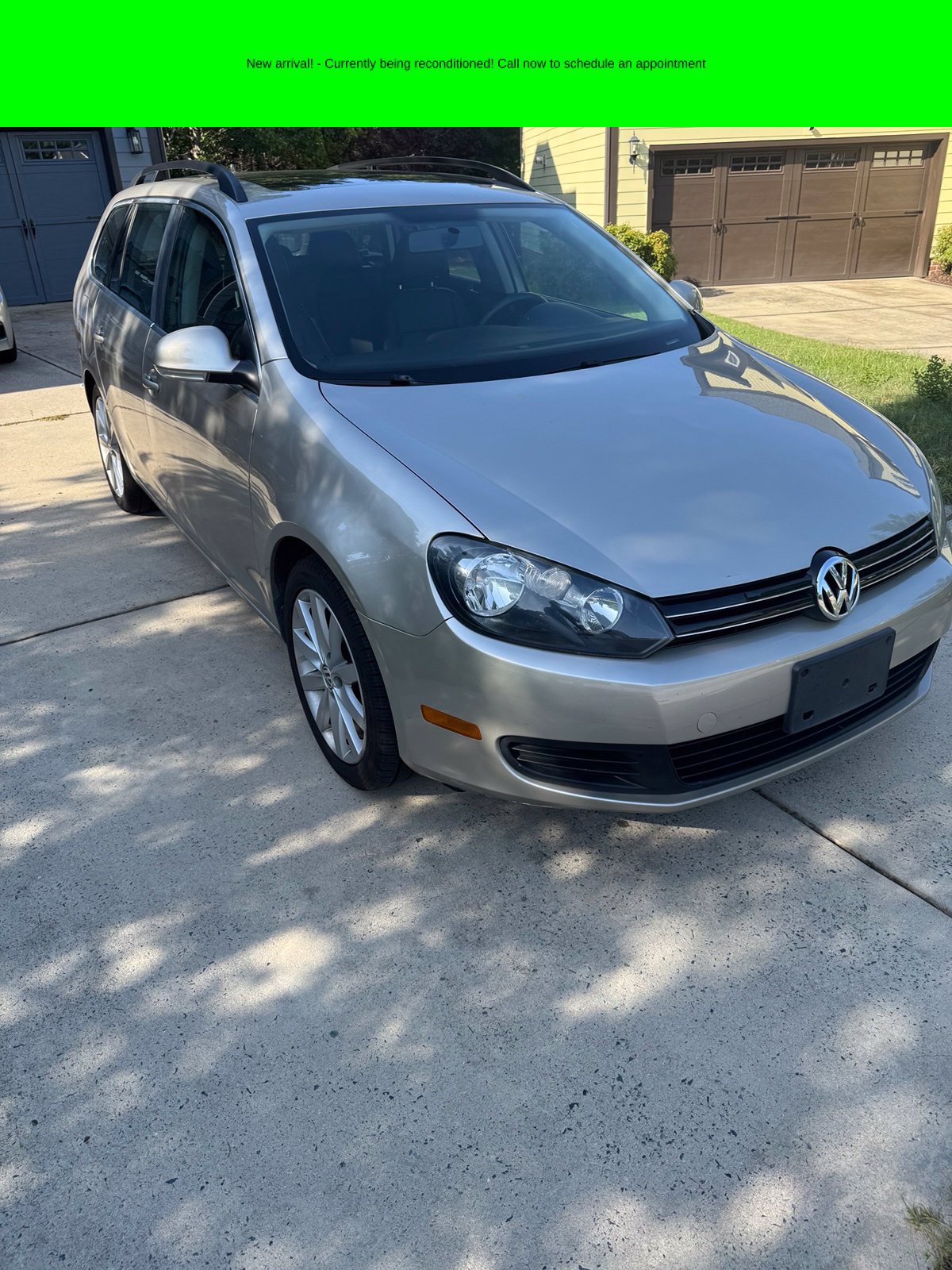 Used 2013 Volkswagen Jetta SportWagen FWD image 3