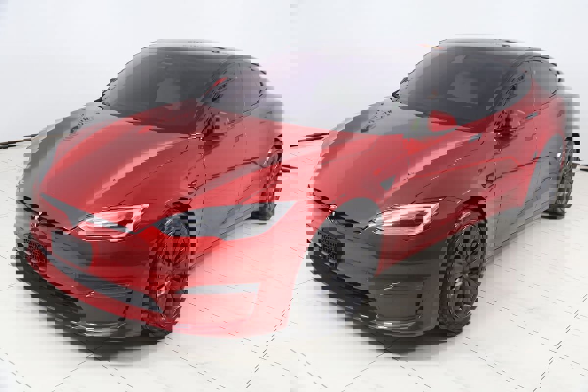 Used 2021 Tesla Model S Plaid image 27