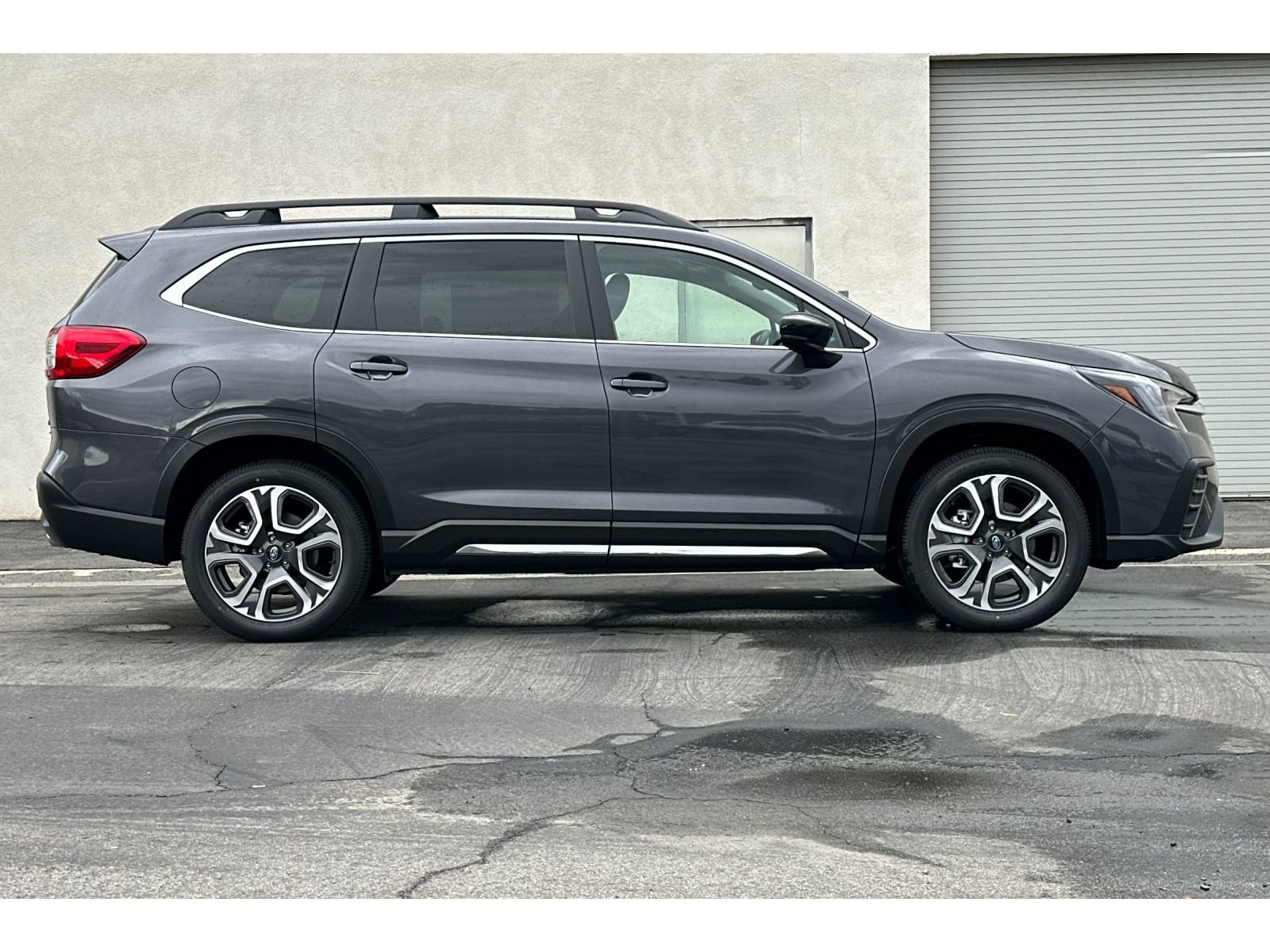 New 2027 Subaru Ascent Limited AWD/4WD image 2