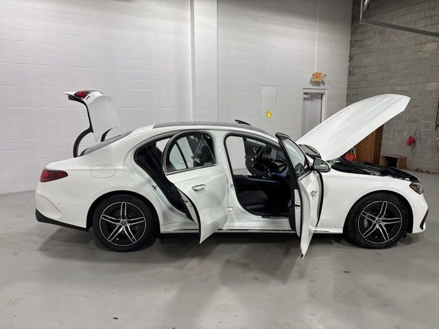 New 2025 Mercedes-Benz E 350 4MATIC Sedan image 29