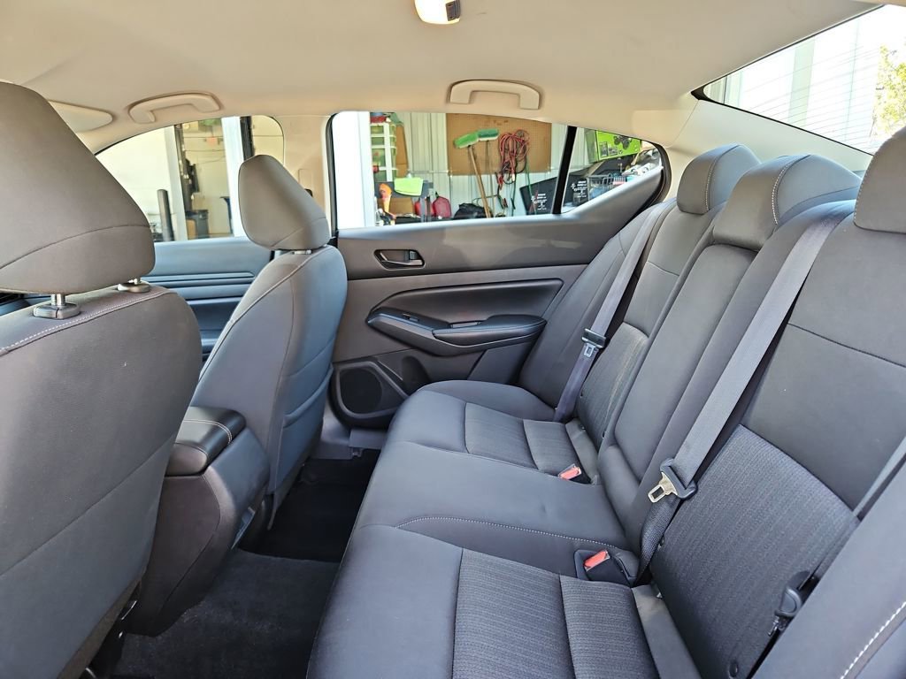 Used 2024 Nissan Altima 2.5 SV image 26