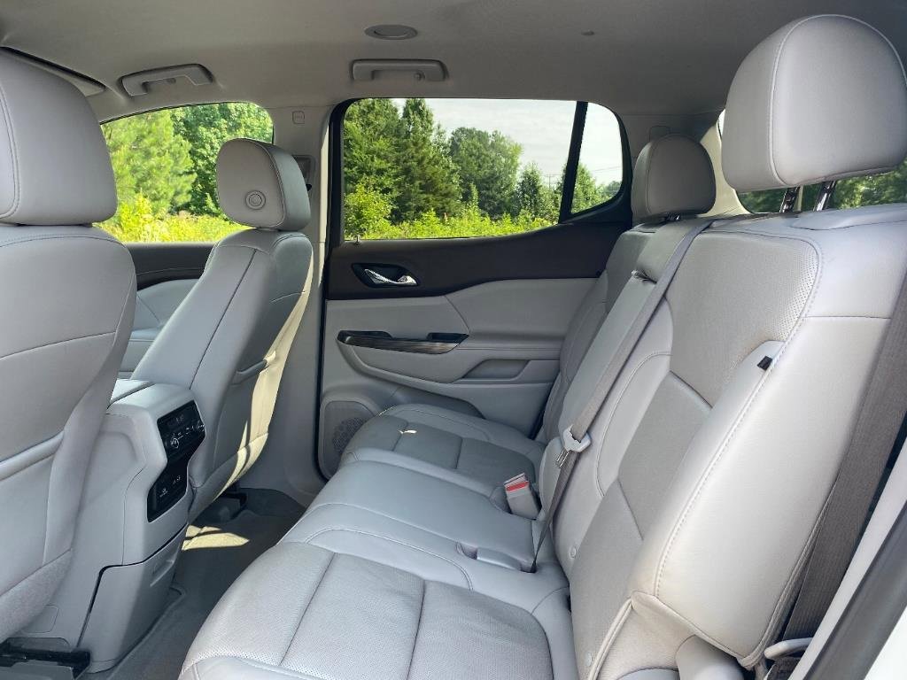 Used 2023 GMC Acadia SLT image 20