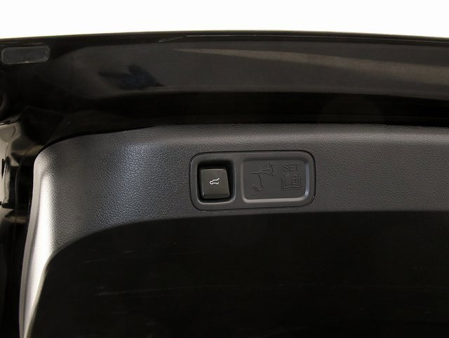 Used 2024 Ford Expedition Max XLT image 30