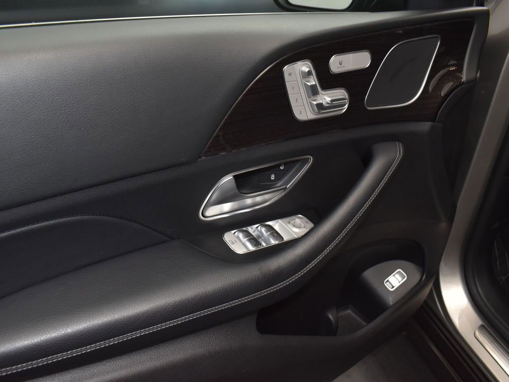 Used 2020 Mercedes-Benz GLE 350 4MATIC image 11