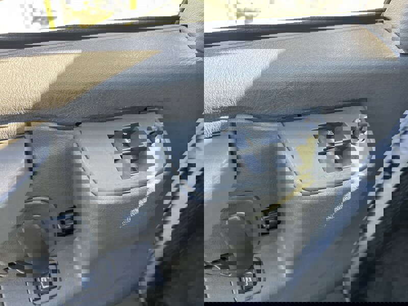 Used 2020 Chevrolet Express 3500 w/ Driver Convenience Package image 15