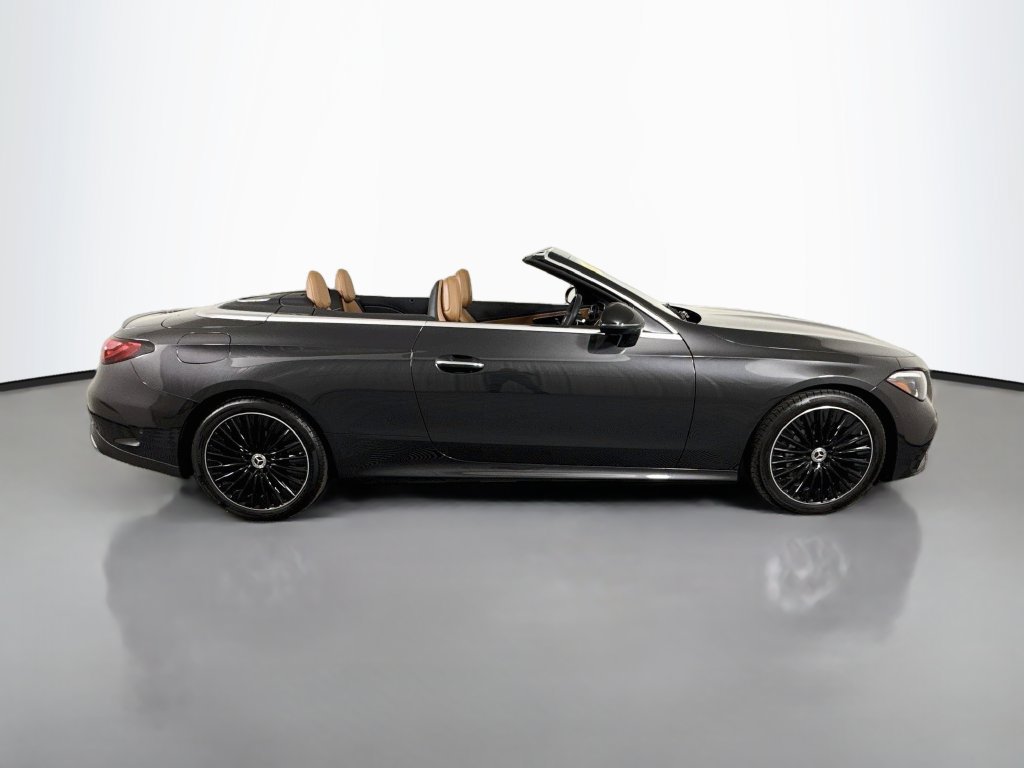 Used 2026 Mercedes-Benz CLE 300 4MATIC Cabriolet w/ Driver Assistance Package image 8