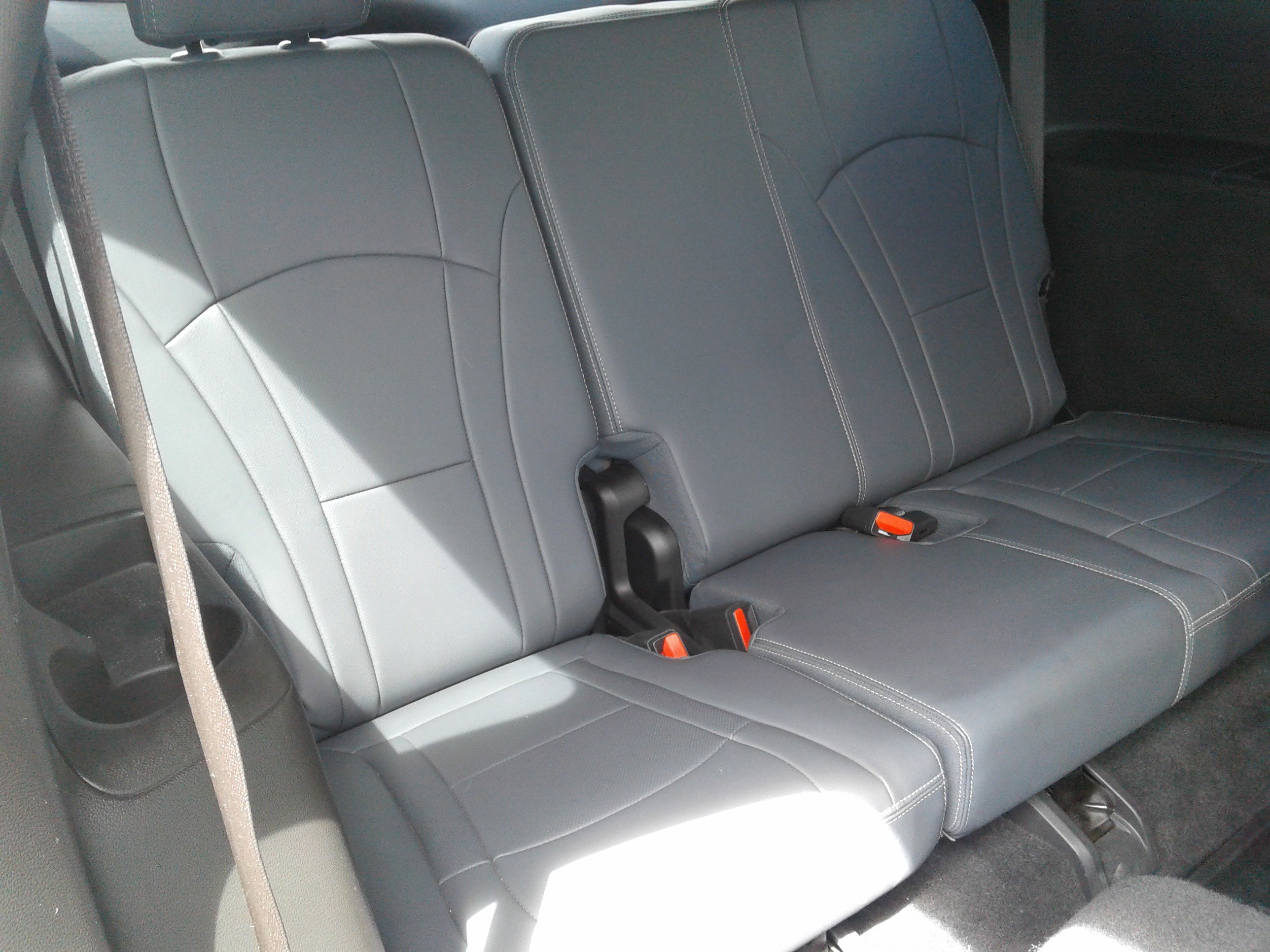Used 2023 Buick Enclave Essence w/ Experience Buick Package FWD image 12