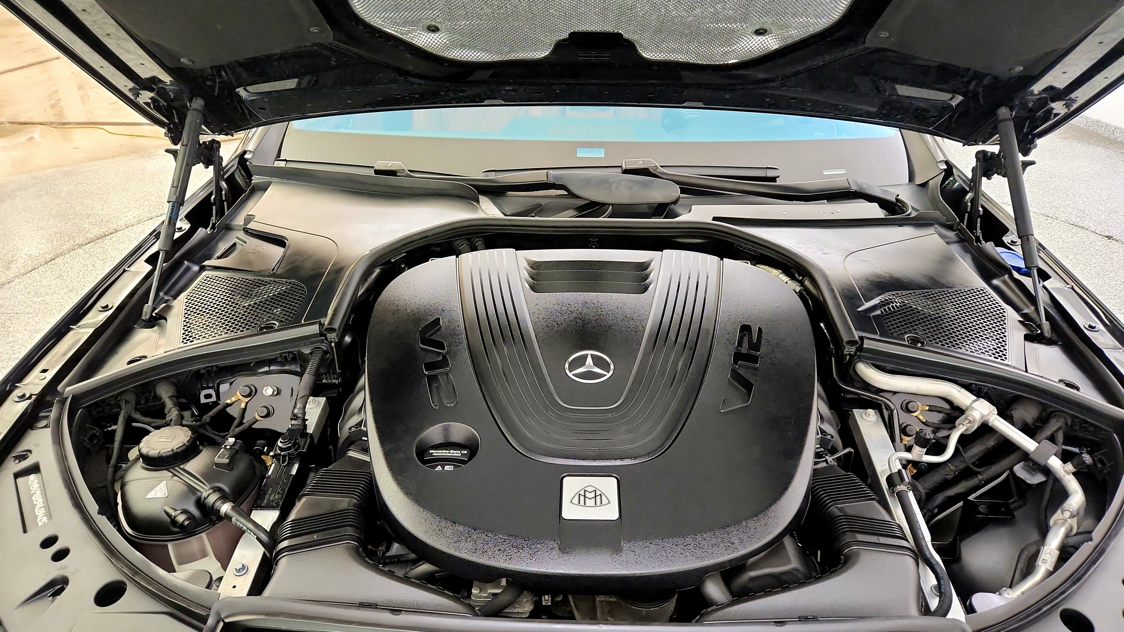 Used 2023 Mercedes-Benz Maybach S 680 4MATIC w/ Manufaktur Leather Package image 30