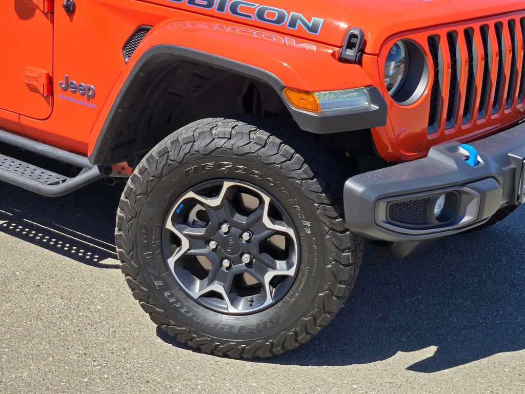 Used 2023 Jeep Wrangler Unlimited Rubicon 4xe w/ Cold Weather Group AWD/4WD image 9