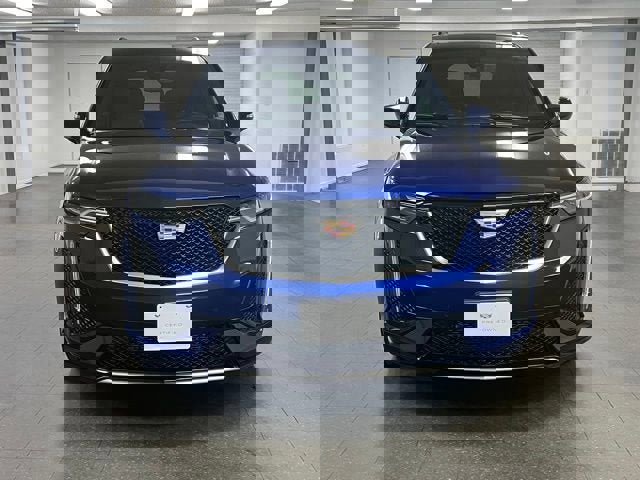 Used 2024 Cadillac XT6 Sport w/ Technology Package image 8