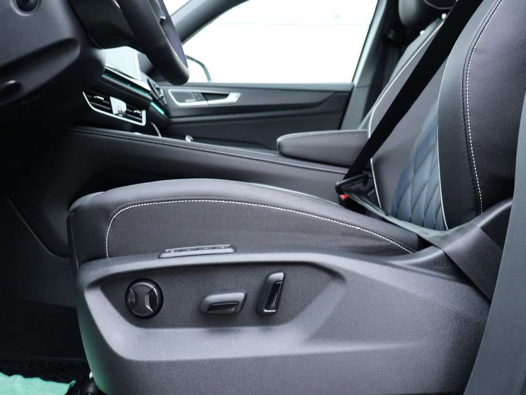 New 2026 Volkswagen Atlas Cross Sport SEL Premium R-Line image 42