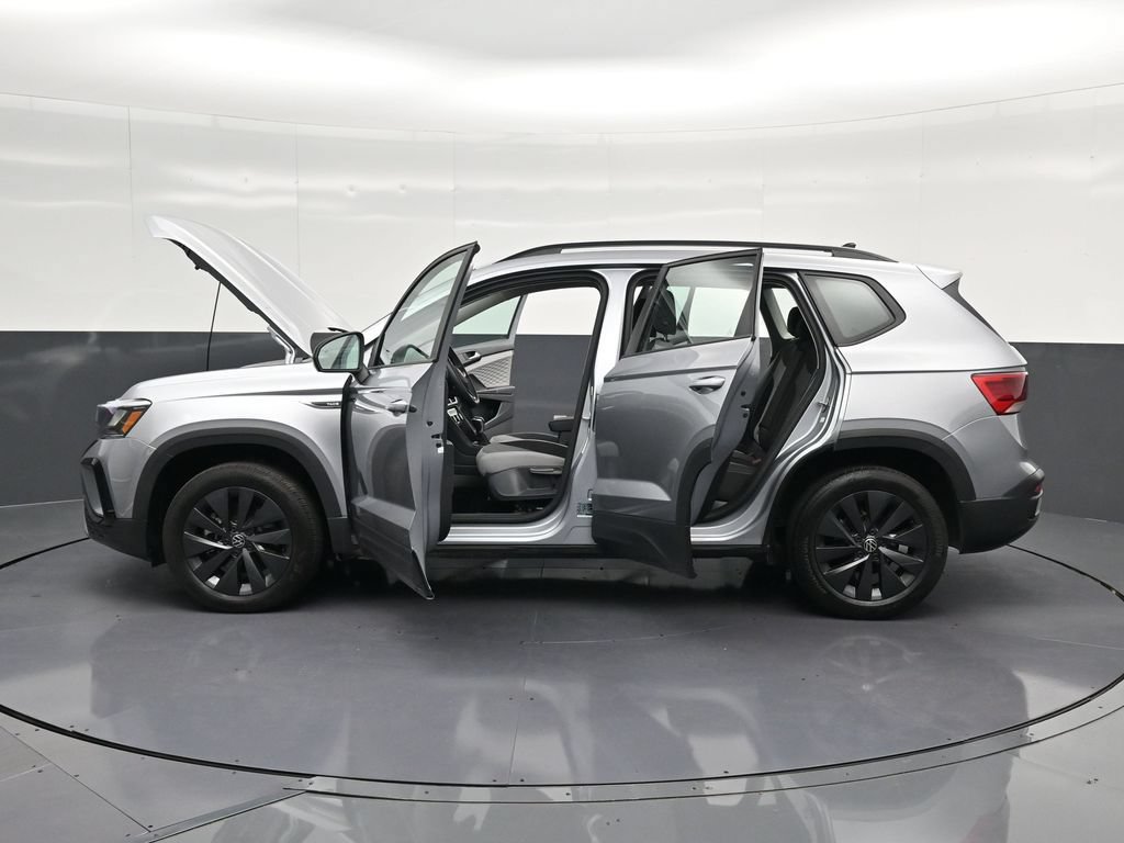 Used 2023 Volkswagen Taos S FWD image 29
