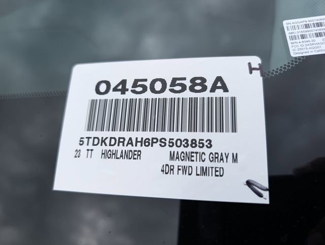 Used 2023 Toyota Highlander XLE FWD image 40