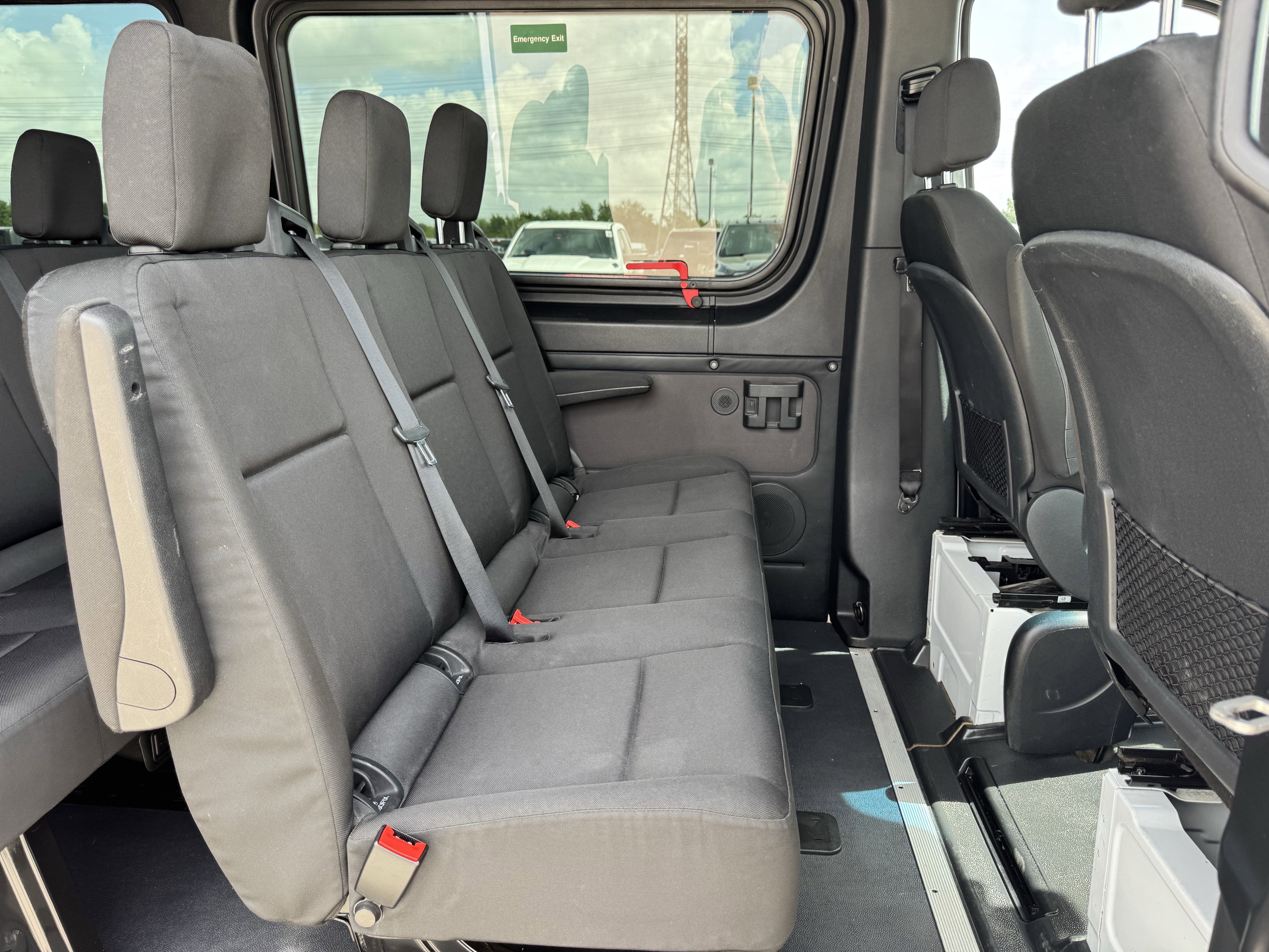 Used 2025 Mercedes-Benz Sprinter 2500 image 26