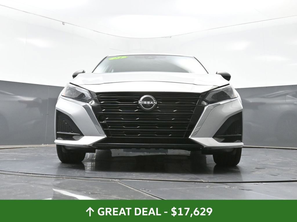 Used 2024 Nissan Altima 2.5 SV image 52