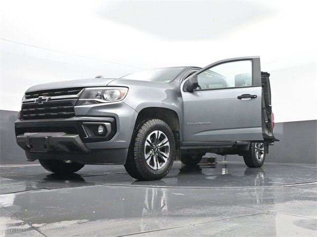 Used 2022 Chevrolet Colorado Z71 image 32