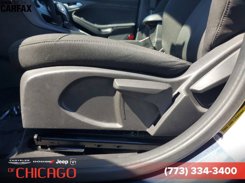Used 2018 Ford Focus SEL w/ Cold Weather Package FWD image 18