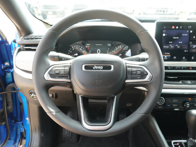 Certified 2023 Jeep Compass Latitude AWD/4WD image 25