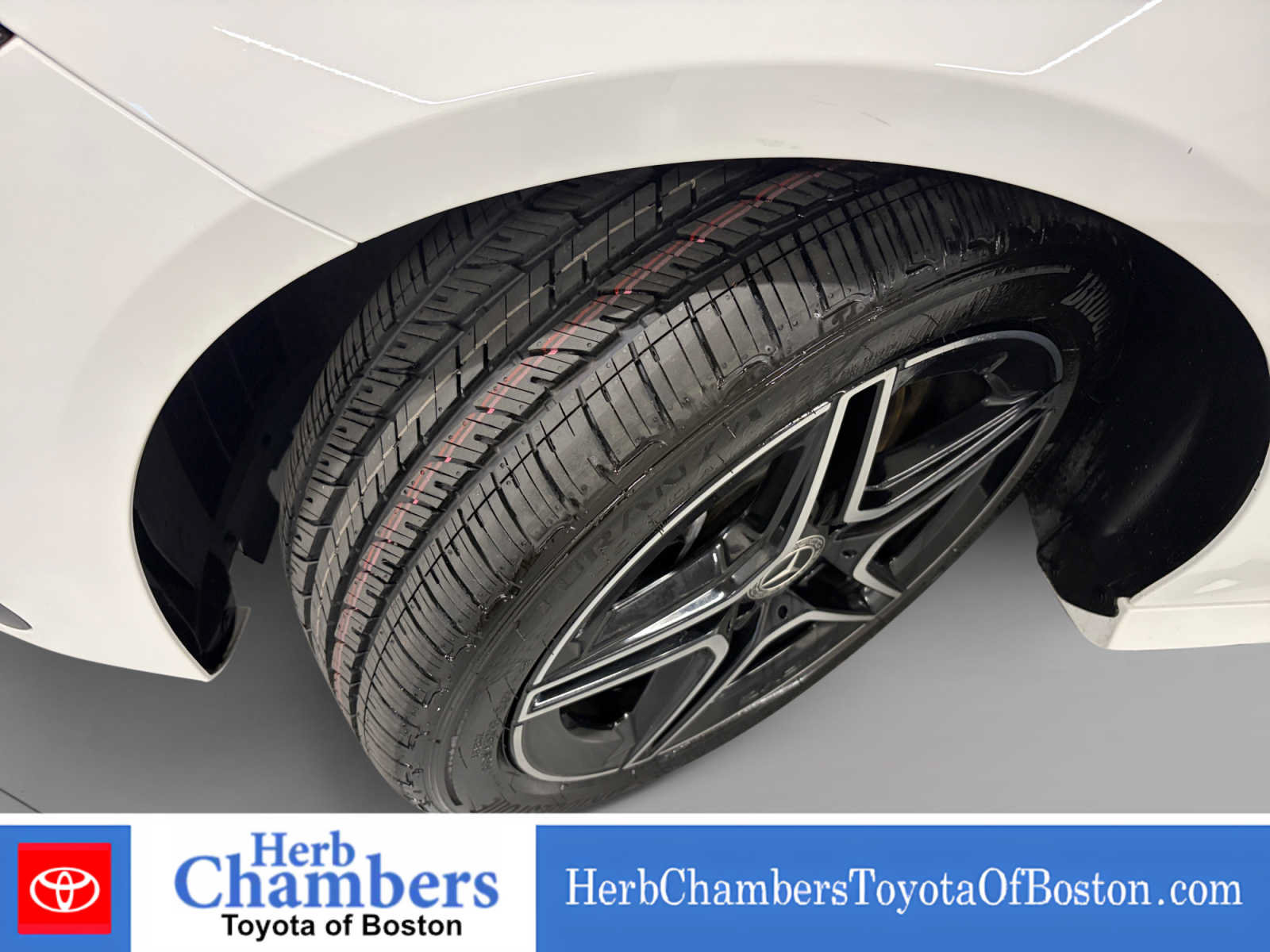 Used 2024 Mercedes-Benz CLA 250 4MATIC image 8