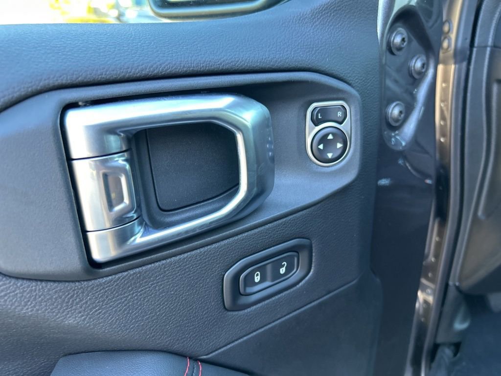New 2025 Jeep Gladiator Rubicon image 18