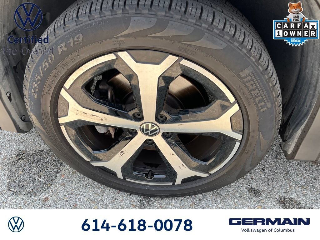 Certified 2025 Volkswagen Tiguan SE AWD/4WD image 16