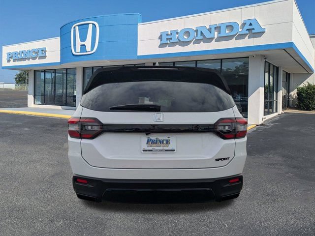 New 2026 Honda Pilot Sport image 5