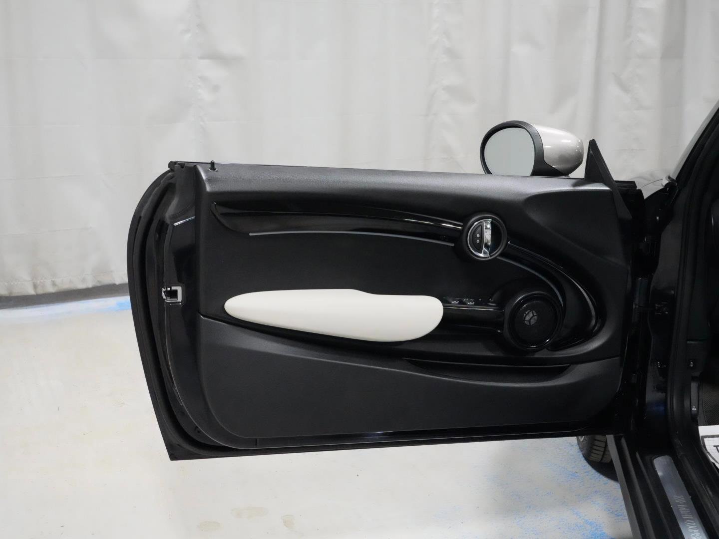 Certified 2023 MINI Cooper S image 26