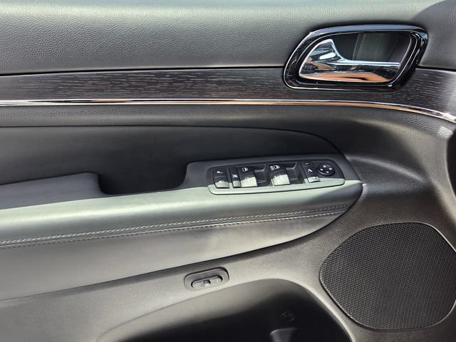 Used 2019 Jeep Grand Cherokee High Altitude AWD/4WD image 19