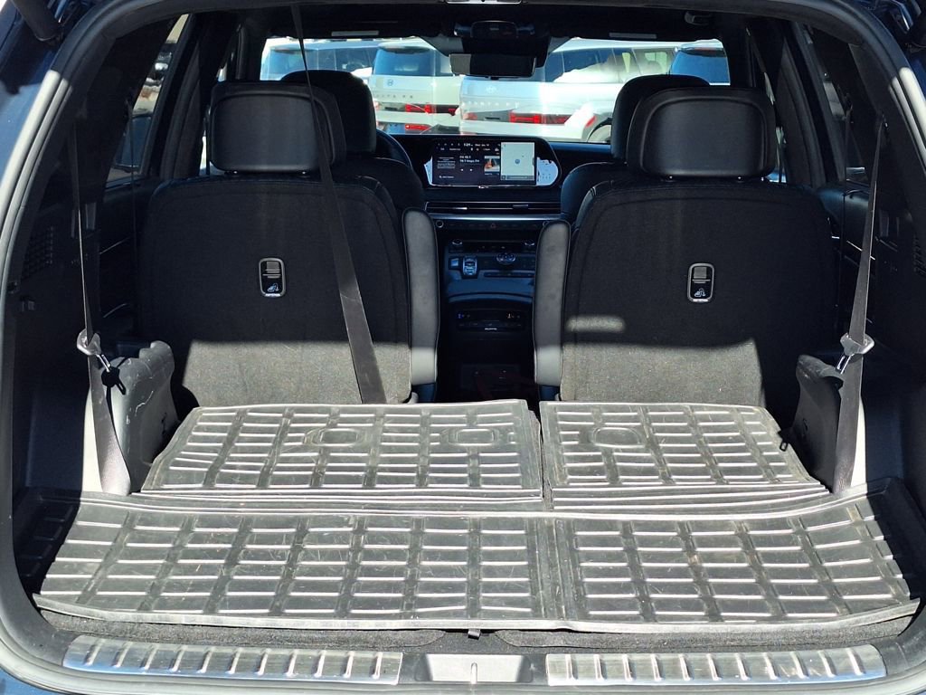 Used 2023 Hyundai Palisade Calligraphy image 27