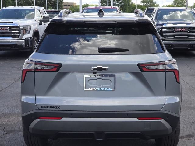 New 2026 Chevrolet Equinox LT w/ Midnight Edition FWD image 20