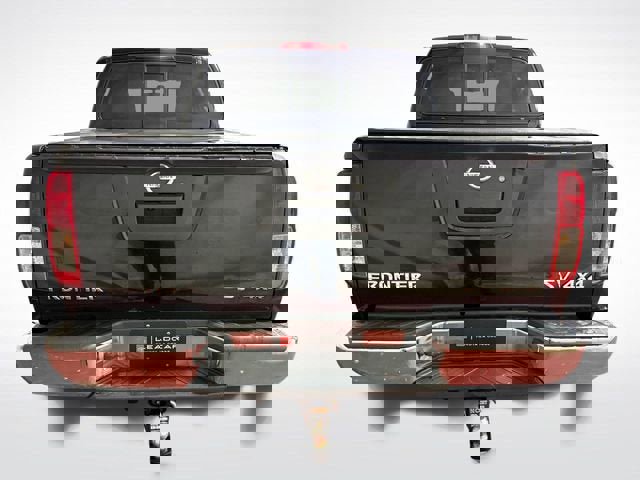 Used 2019 Nissan Frontier SV image 4