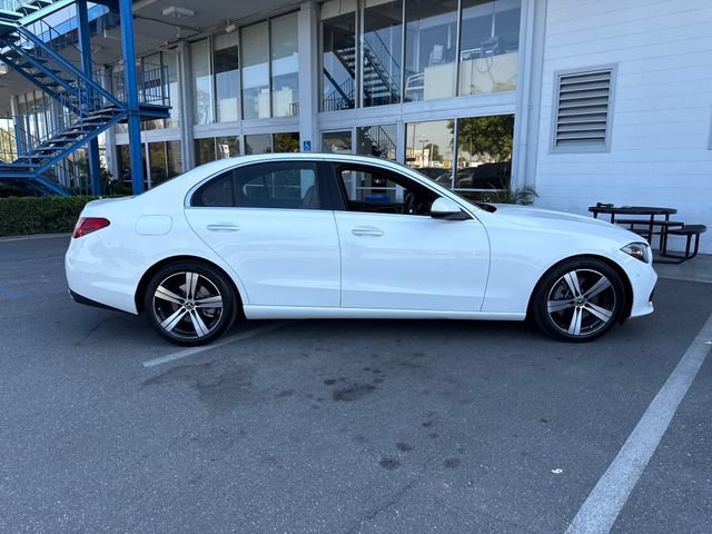 Used 2025 Mercedes-Benz C 300 4MATIC Sedan image 6