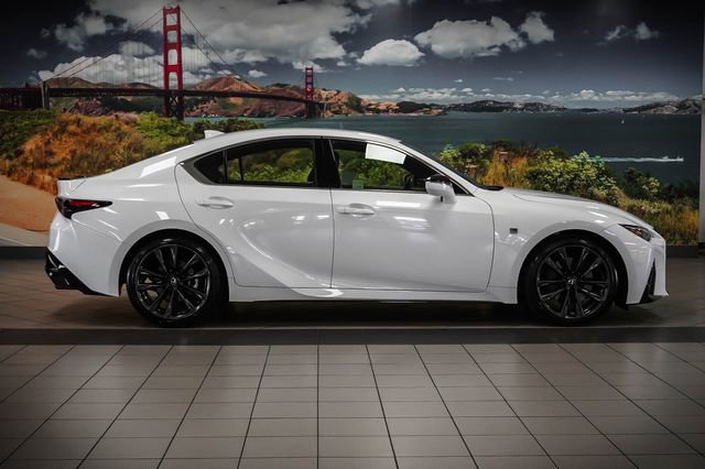 Certified 2025 Lexus IS 300 F Sport image 5