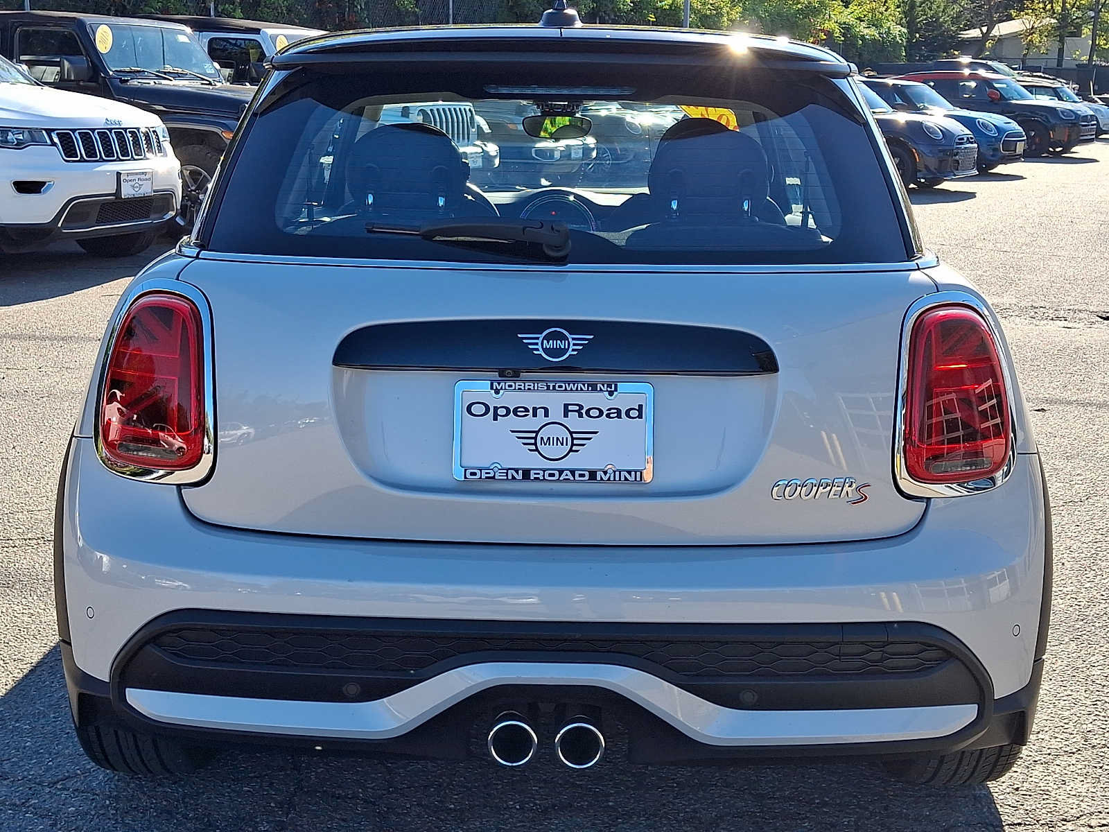 Used 2022 MINI Cooper S FWD image 5