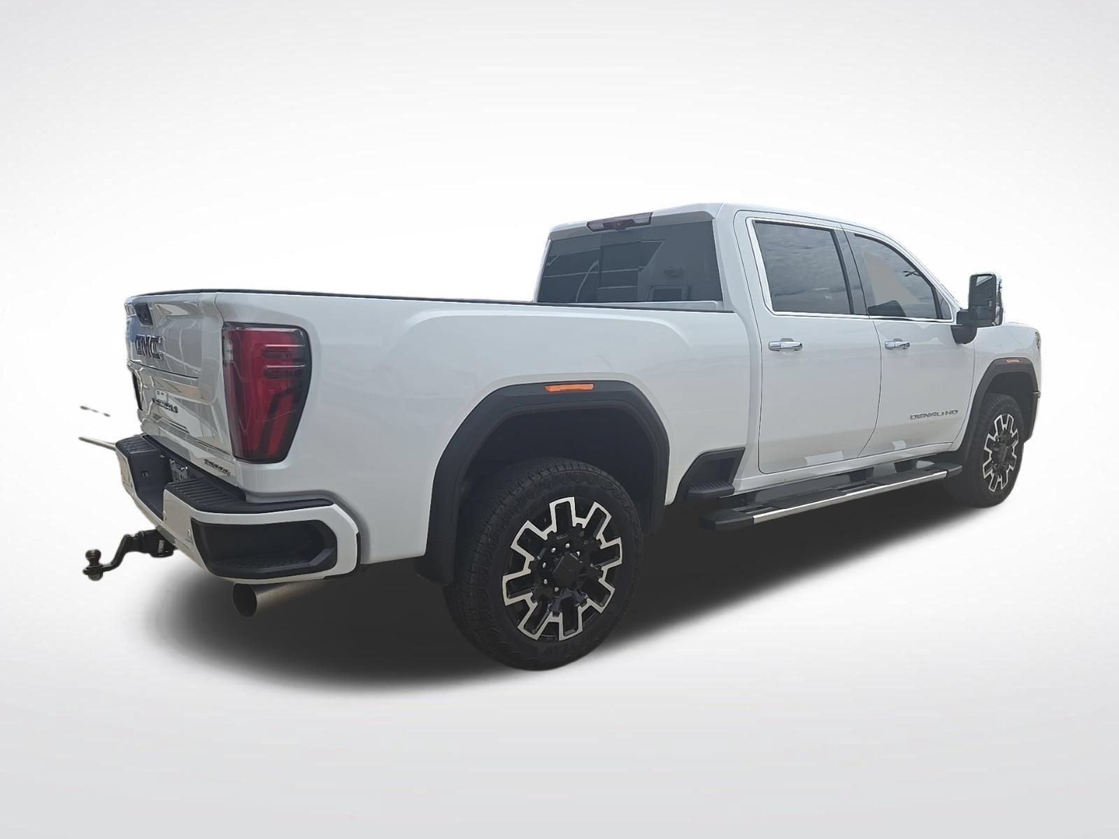 Used 2024 GMC Sierra 2500 Denali w/ Denali Reserve Package AWD/4WD image 4