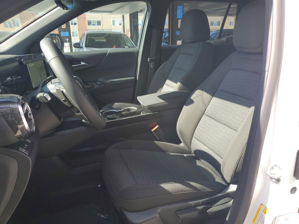 New 2026 Chevrolet Equinox LT w/ Safety and Technology Package image 16