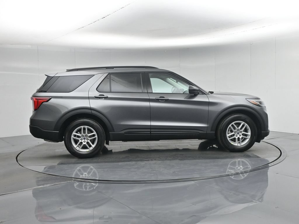 New 2026 Ford Explorer Active w/ Active Comfort Package RWD image 29