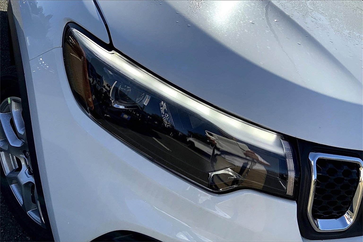 New 2023 Jeep Compass Latitude w/ Sun and Sound Group image 14