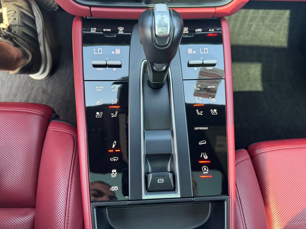 Used 2023 Porsche Macan GTS AWD/4WD image 20