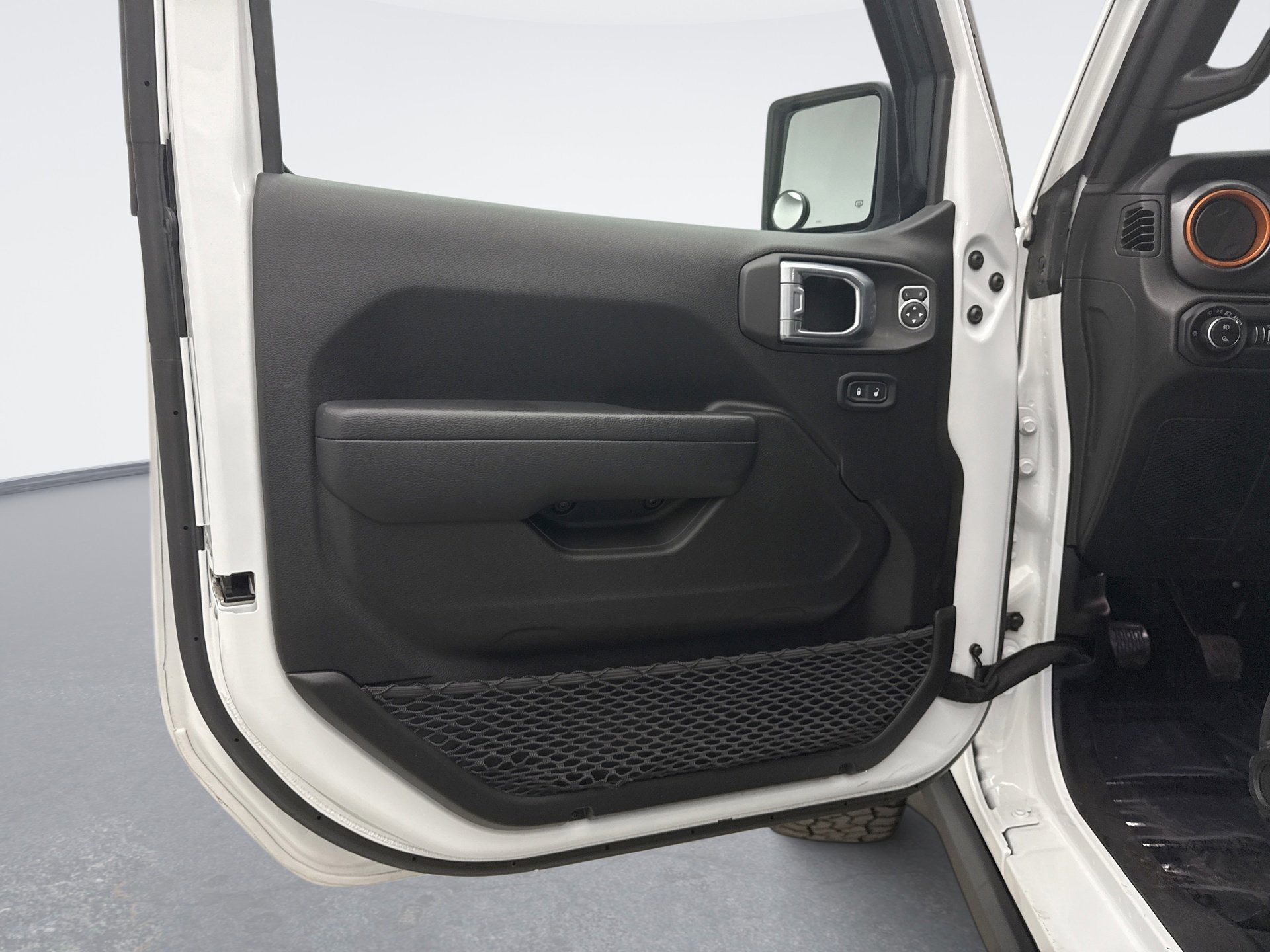 Used 2022 Jeep Gladiator Mojave w/ LED Lighting Group image 9