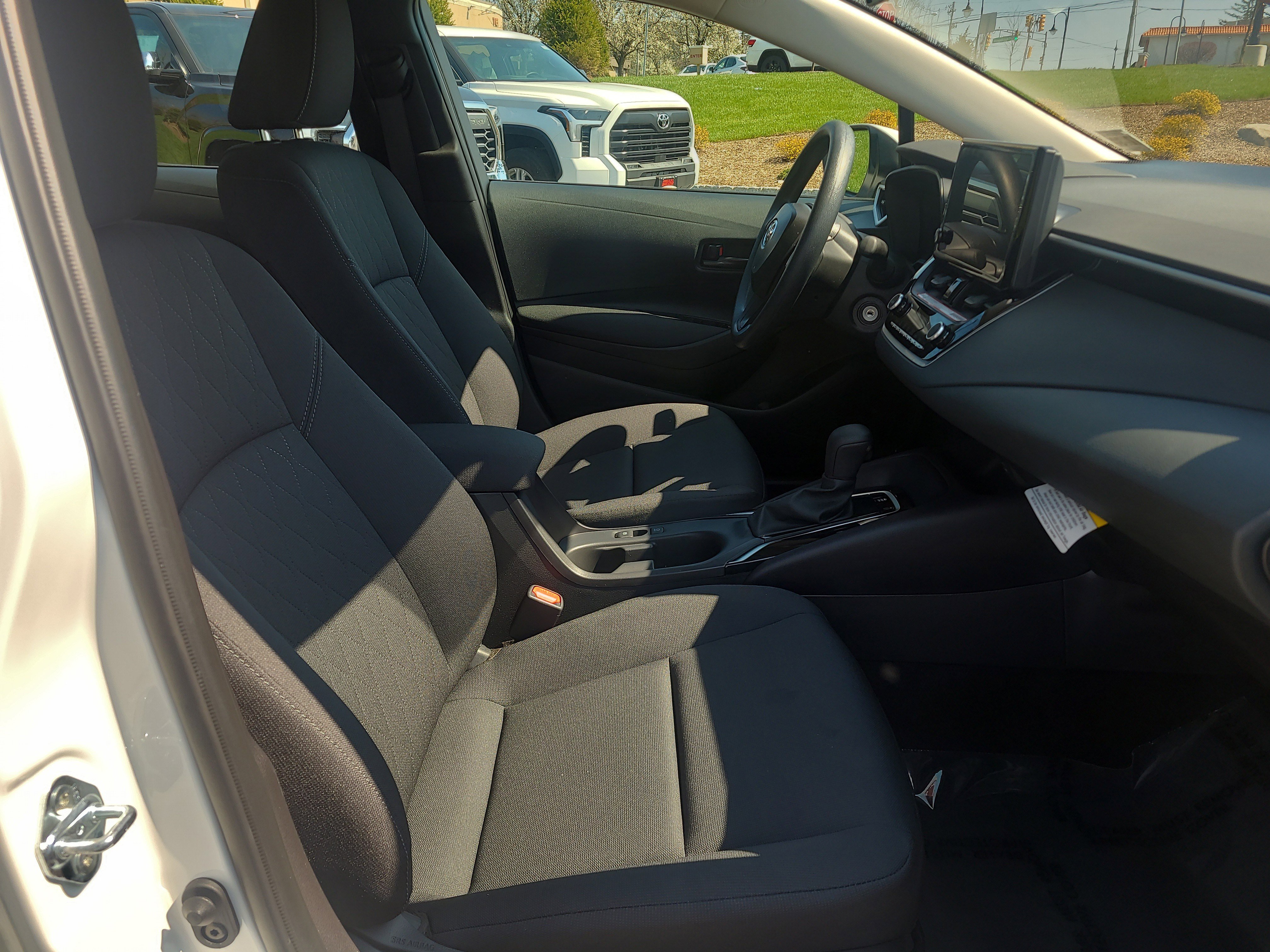 Certified 2025 Toyota Corolla LE image 17